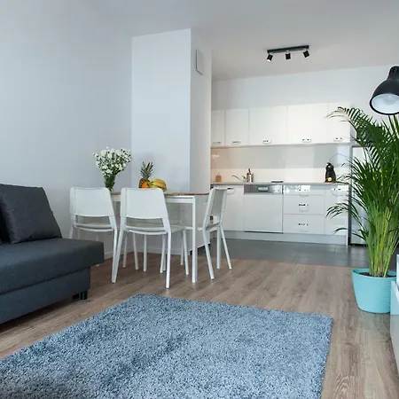 Golden - Pereca Apartment *