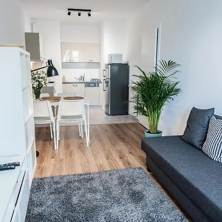 Golden - Pereca Apartment *