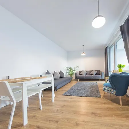 Golden - Pereca Apartament