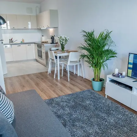 Golden - Pereca Apartmán